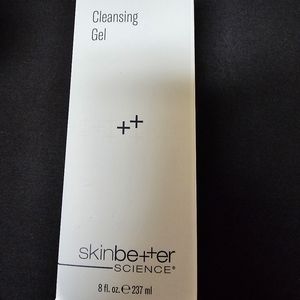 SKINBETTER cleansing gel